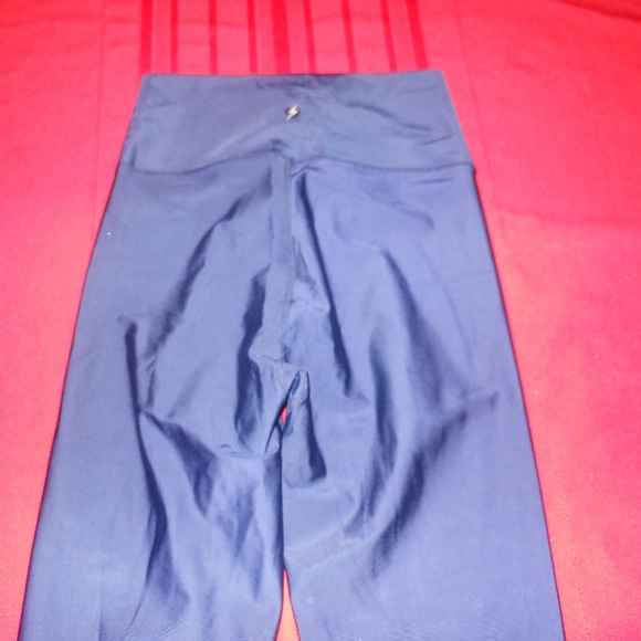 ELECTRIC YOGA Dark NAVY Slashed Leggings-MEDIUM - Picture 6 of 6